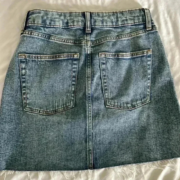 Wild fable Women’s or juniors jeans skirt, size 4 - Picture 3 of 7